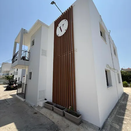 Cozy 1br Flat W Double Bed Rm 8 Aparthotel Paphos