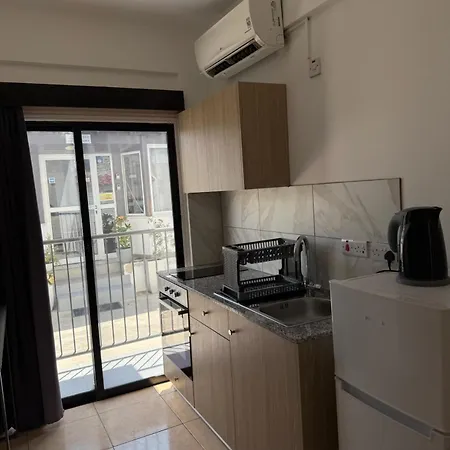Aparthotel Cozy 1br Flat W Double Bed Rm 8